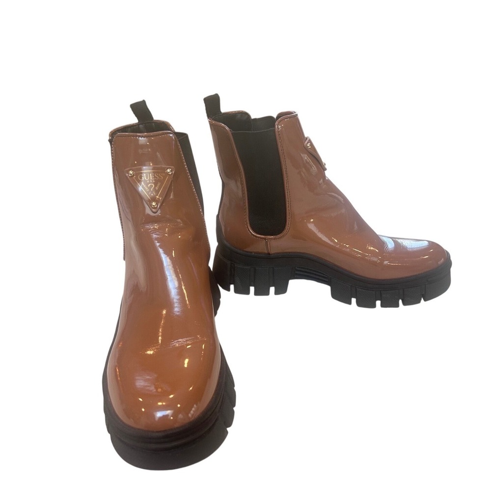 GUESS‎ Women's Brown Patent Chelsea Lug Sole Boots Size 7.5